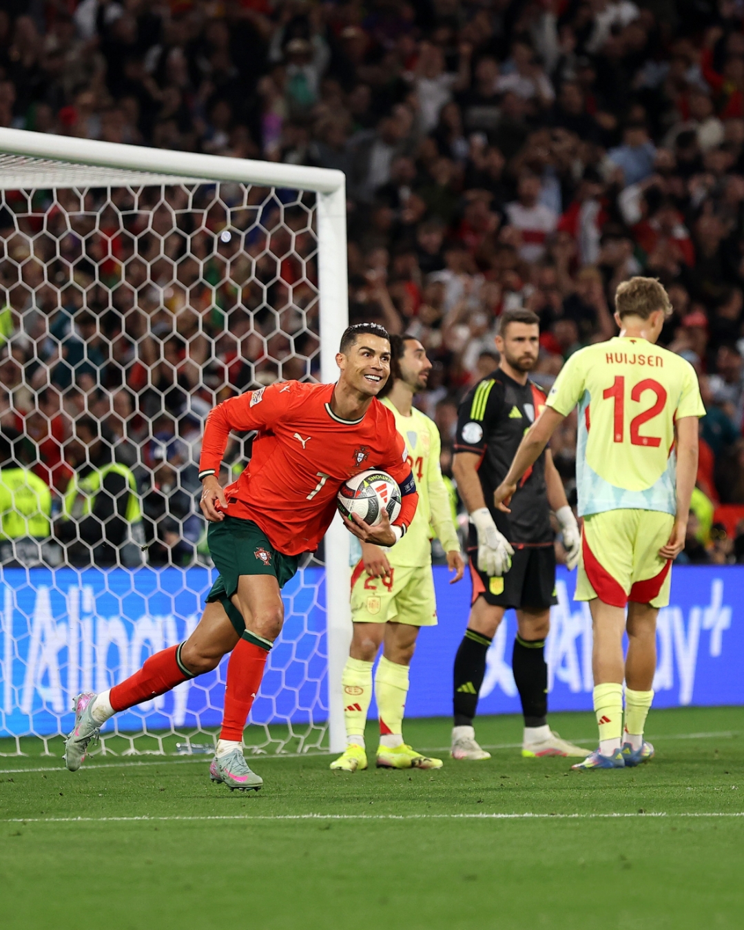 爱游戏- 张继科重返赛场 