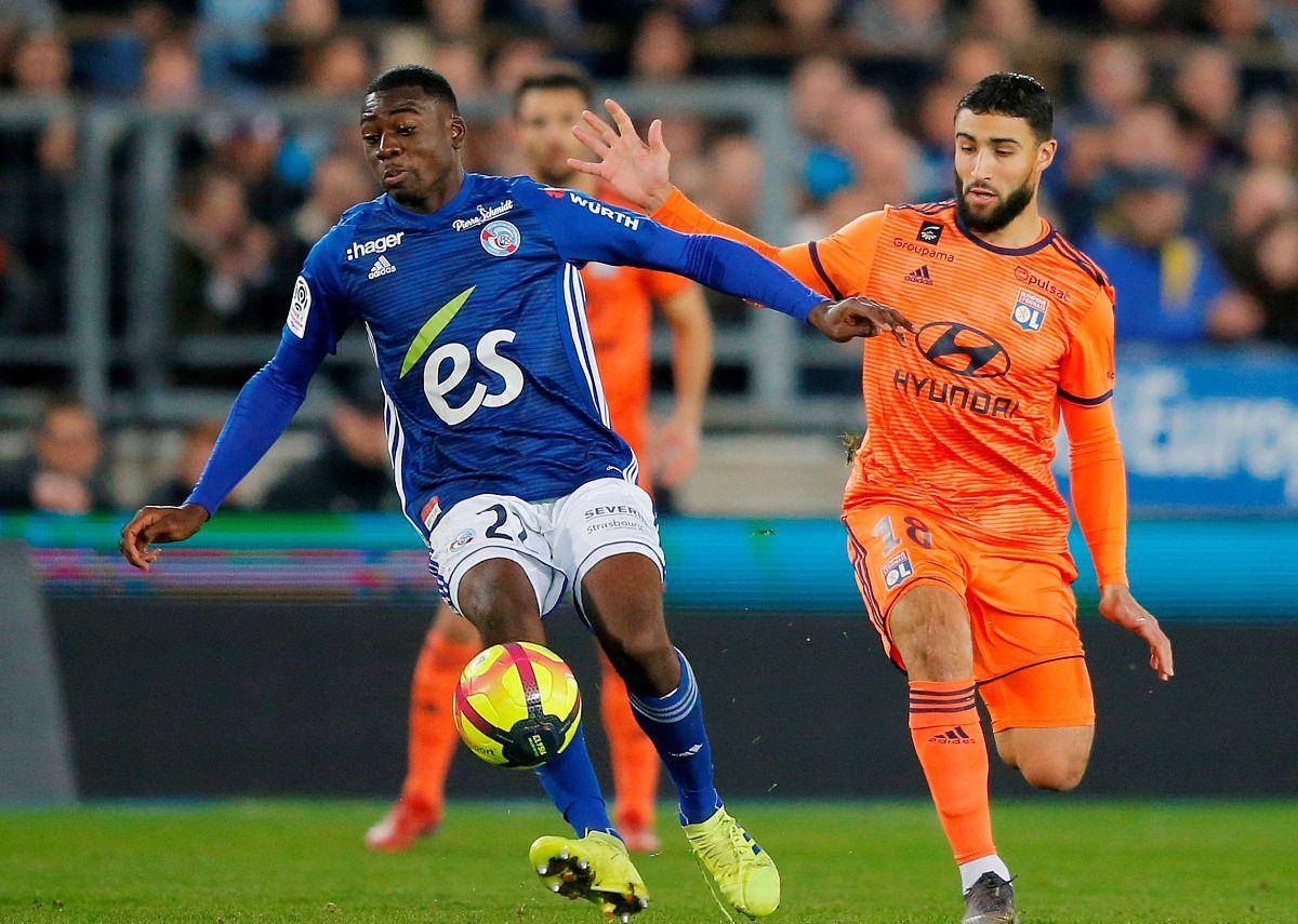 爱游戏体育- 今夜体能课后；瓦伦西亚完成体检备战法甲；压力陡增；阵容厚度经受考验