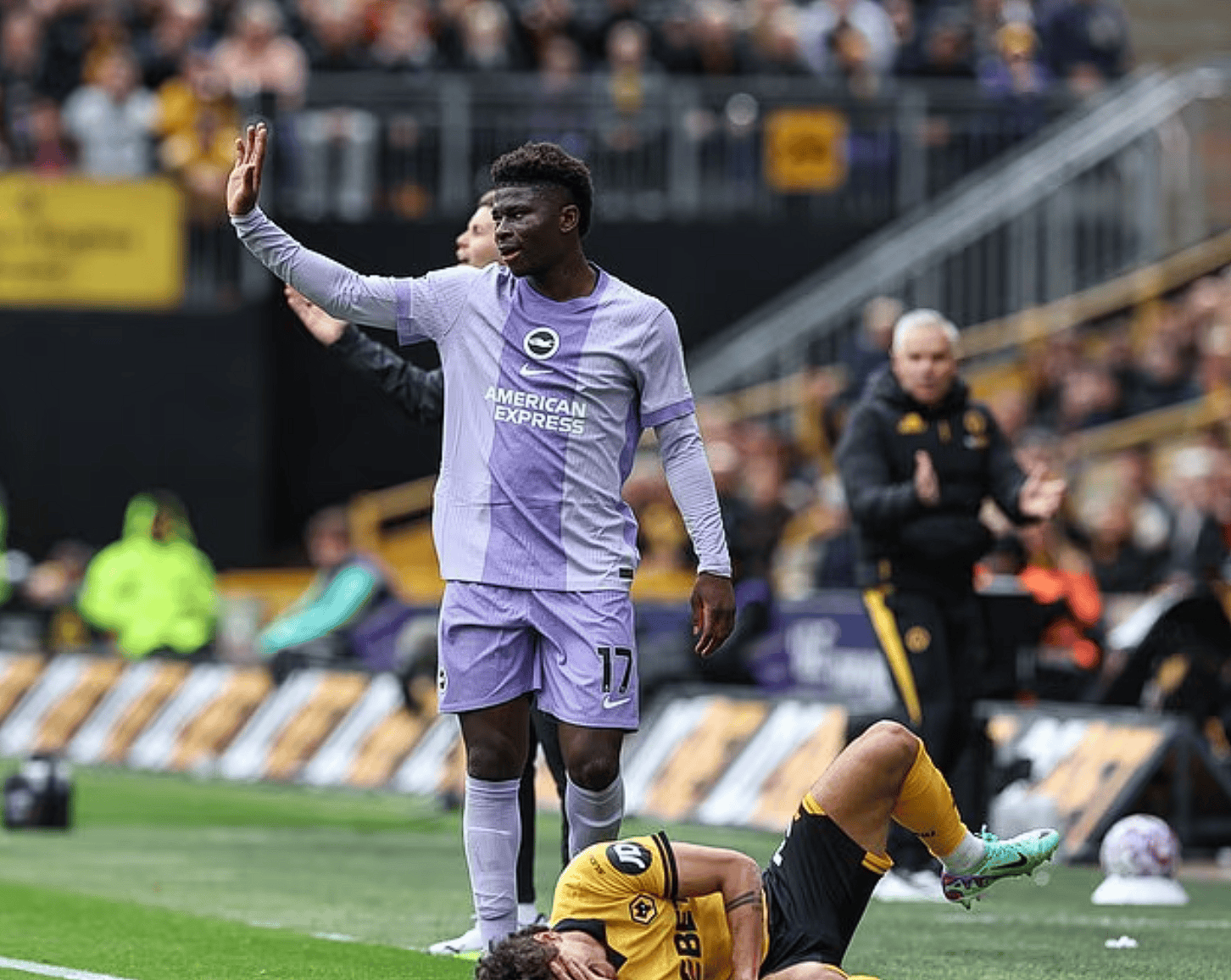 AYX-今晚西甲传出新动向；曼联战术微调；管理层表态——引发热议；球探报告显示潜力的简单介绍