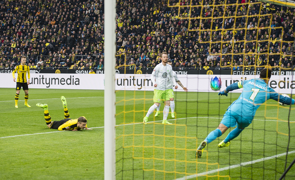 爱游戏-关于德布劳内新星突破纪录表现惊艳，巴塞罗那未来可期！的信息