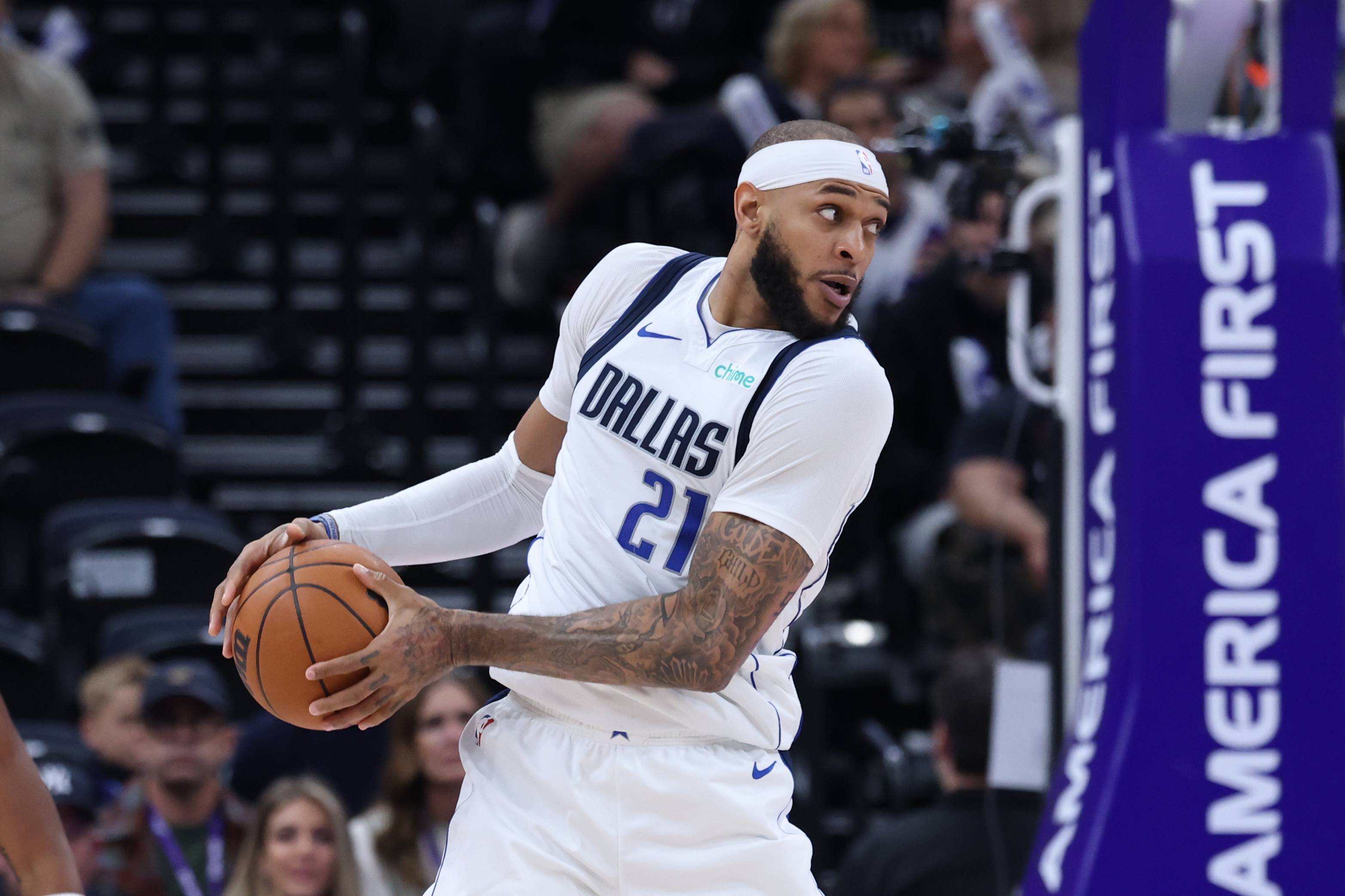 爱游戏体育-浓眉哥在勇士比赛中大胜，比分优势明显引发热议！的简单介绍