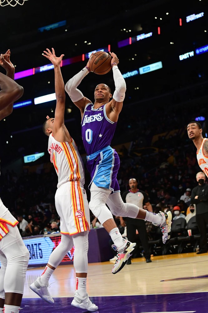 爱游戏- scout首秀 